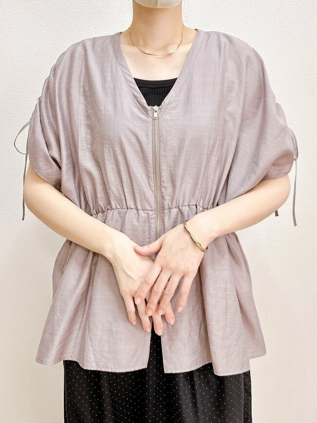 「めちゃくちゃ細見えします」ハニーズの“着痩せブラウス”ひんやり涼しくて快適です！「ぽっこりお腹が気になる方にもおすすめ」《購入レビュー》