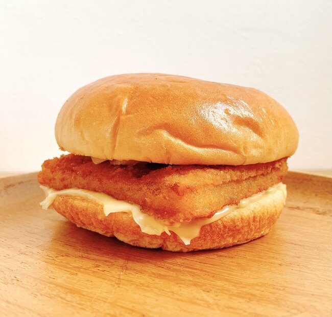 「バイト歴5年だったわたしのイチオシ」モスバーガーの“隠れ人気メニュー”が絶品すぎる!「子供の頃からずっと食べてる」「モスで1番うまいんだから!」【実食レビュー】