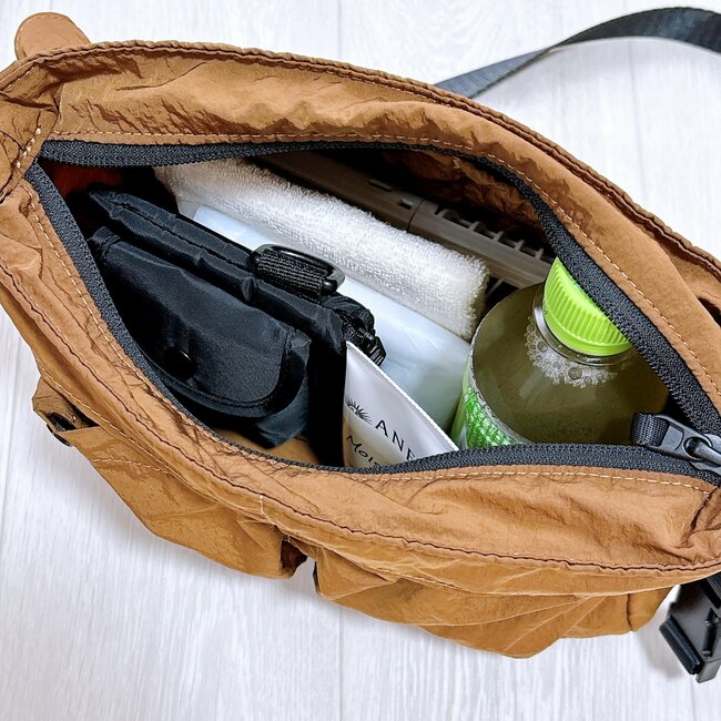 「毎日使ってます」3COINSの“550円ミニ財布”カードが15枚収納できて優秀！「サイズもちょうど良い」「理想の財布に巡り会えて嬉しい」【購入レビュー】