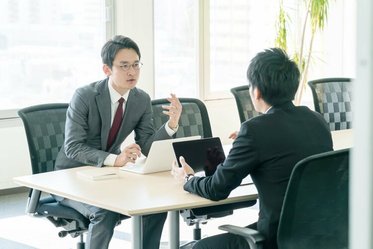 部下との会話を「盛り上げよう」としてスベる上司が、気づいていない「決定的な過ち」とは？