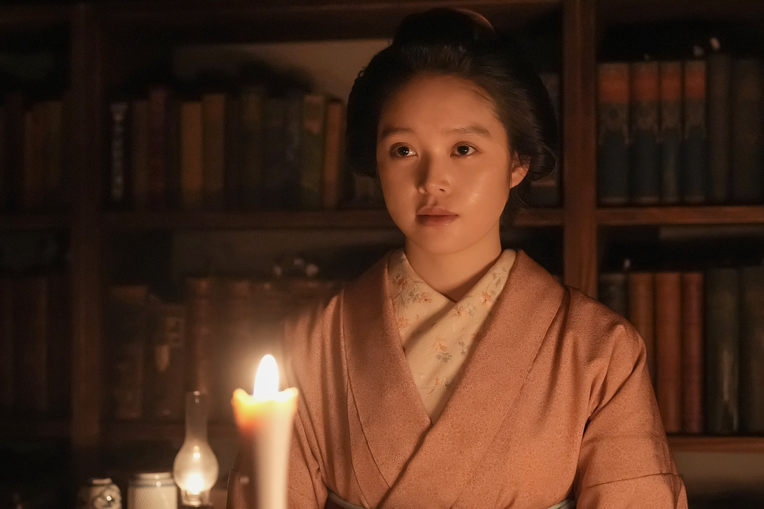 高石あかりの「怪談語り」が上手すぎる！“プロっぽくなくていい”はずなのに…才能がコワい〈ばけばけ第120回〉