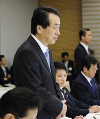 厚労省が狙う独法整理合理化<br />現職出向拡大で改革は骨抜き