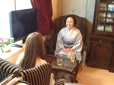 便利屋おばあちゃん 大人気の裏側 天ぷら作りから家族会議への参加まで 消費インサイド ダイヤモンド オンライン