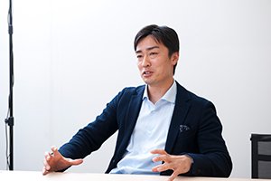 教えなくても人が勝手に成長する「寺子屋システム」
