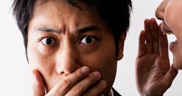 【怖い話】「俺はエリート新聞記者だ!」→実は記事の大半は誰にも読まれていなかった。その悲しい理由とは?