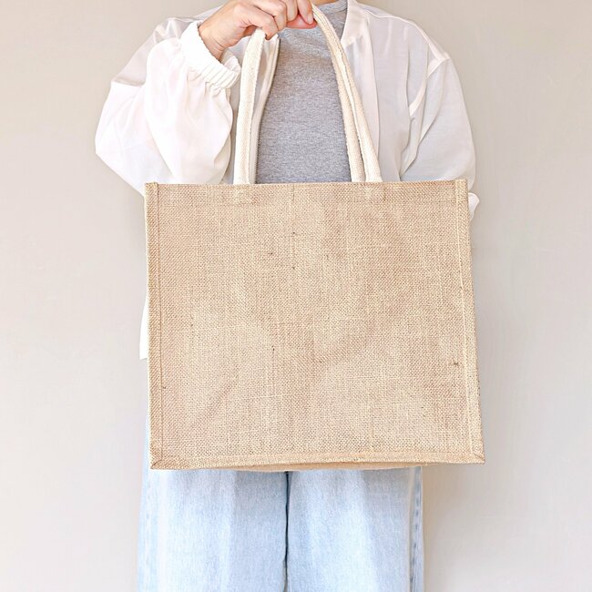 「外出時の必需品です」「2代目購入しました」無印良品の“20kg入るバッグ”軽いのに収納力すごすぎる！「日用品や食料品もたっぷり入ります」