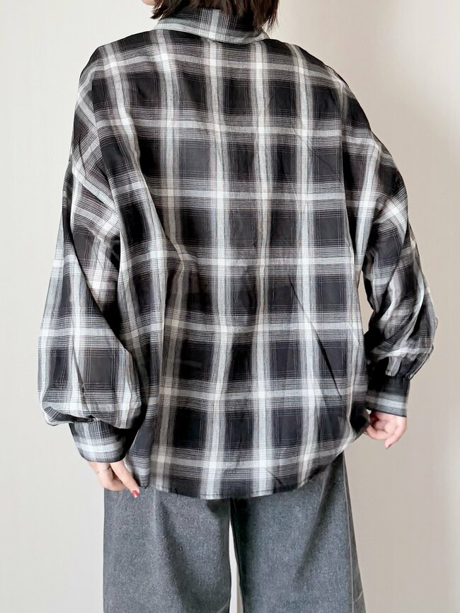 【しまむら】サッと羽織るだけでオシャレ!1639円の「着回しアイテム」季節の変わり目に大活躍…!《購入レビュー》
