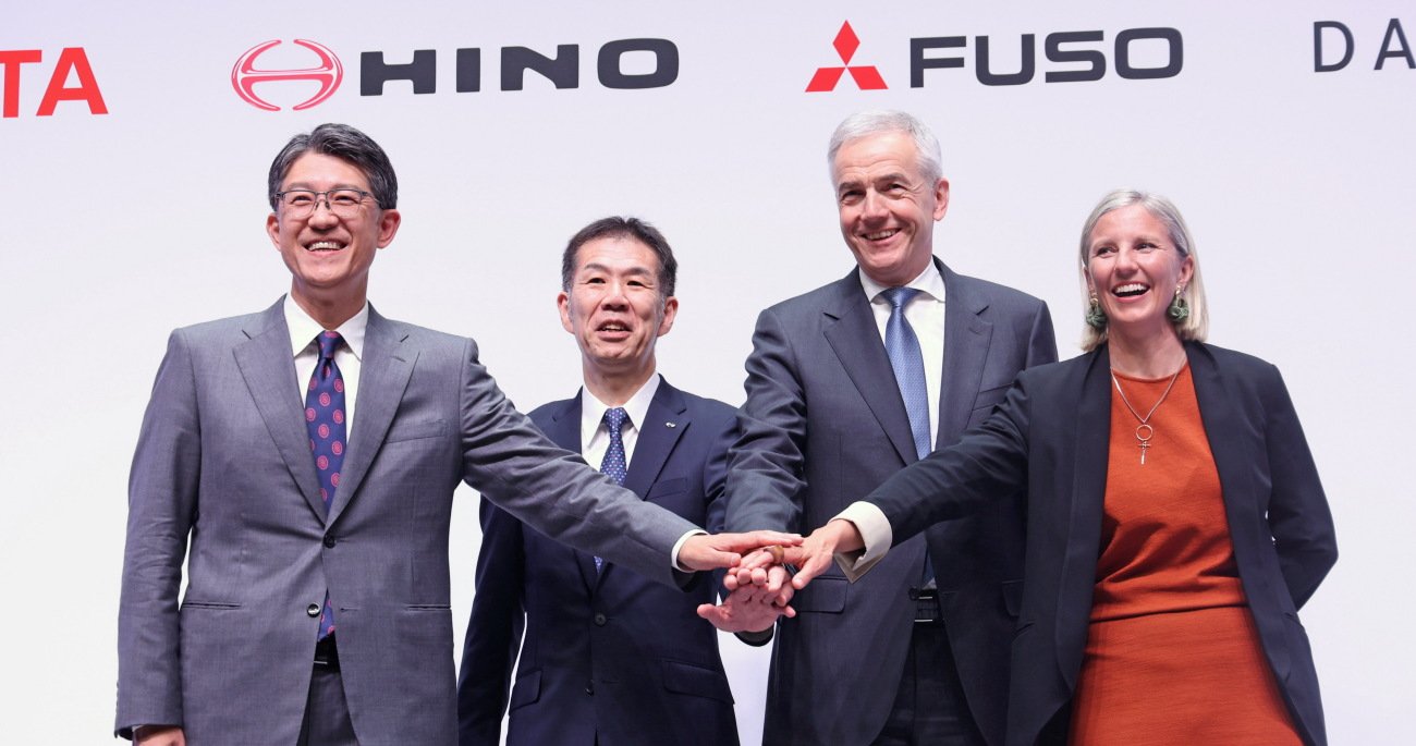 日野自動車・三菱ふそうの「トヨタ離れ」がくっきり！統合会社を牛耳るダイムラーの思惑とは？