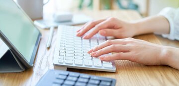 「急な退職」「採用の難航」による人手不足をオンライン・最短1週間、リーズナブルな料金で解決。業務停滞を防ぎコア業務に集中できる新手法とは？