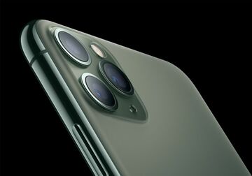 アップル製品が分厚くなったワケ