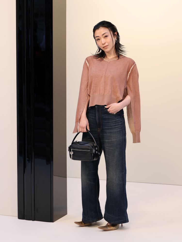 宇多田ヒカルが英語インタビューで連発した「とてもアメリカ人っぽい」口グセ