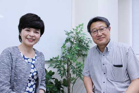 大塚万紀子氏(左)と永田公彦氏 大塚万紀子氏(左)と永田公彦氏