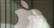 アップル、中国からの一部生産移転を検討