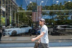 自動車ディーラーにも木枯らし、活況から一転