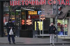 ロシア政府、対外債務の返済認めるもルーブルに限定