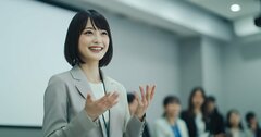 「あ、あの人、いい声。」新職場でのあいさつ、よい印象を与える発声のコツとは?