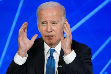 【社説】バイデン氏、中国偵察気球問題で物議