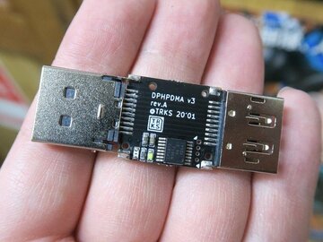DisplayPortのホットプラグ状態を維持できるアダプターに新モデル