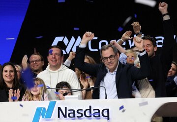 米コアウィーブ、時価総額5兆円失う AIバブル懸念浮き彫り