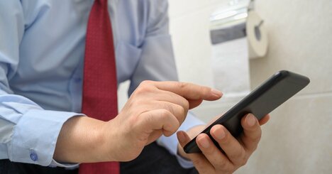 社内の一流は「トイレ」で何をしているのか