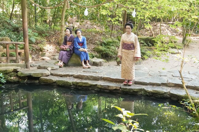 「占いどおり。おめでとう」ニッコリ→直後に“目が据わる”…トキ（高石あかり）の表情から目が離せない〈ばけばけ第6回〉