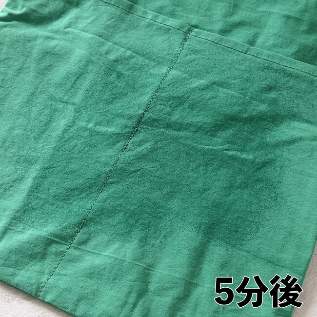 「3色大人買い」「可愛くて一目惚れ」3COINSの“水をはじくトートバッグ”が雨の日に大活躍！「梅雨が来ても怖くない」