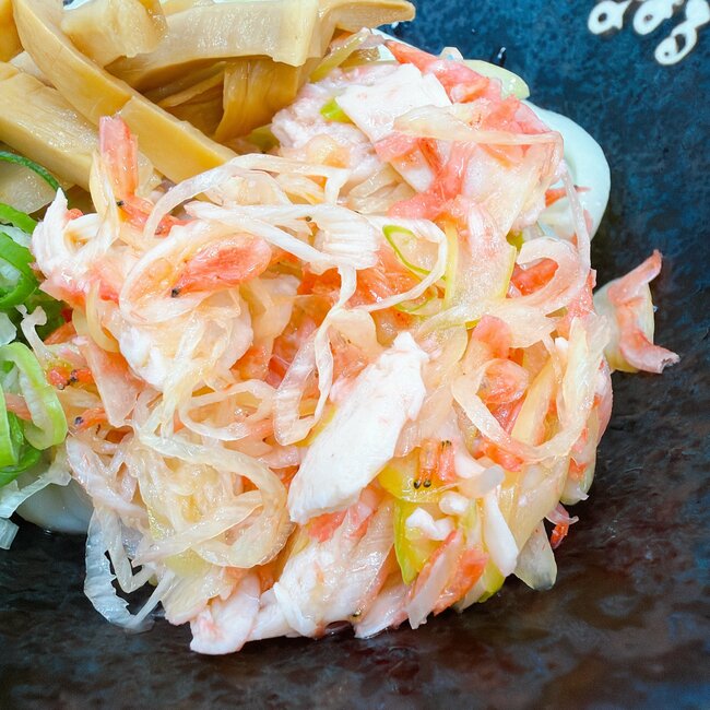 「クッソ美味ぇ」「何度かリピしたい」はなまるうどんの“豪快すぎるメニュー”美味しすぎて悶絶した！「専門店に負けないぐらい濃厚」《実食レビュー》