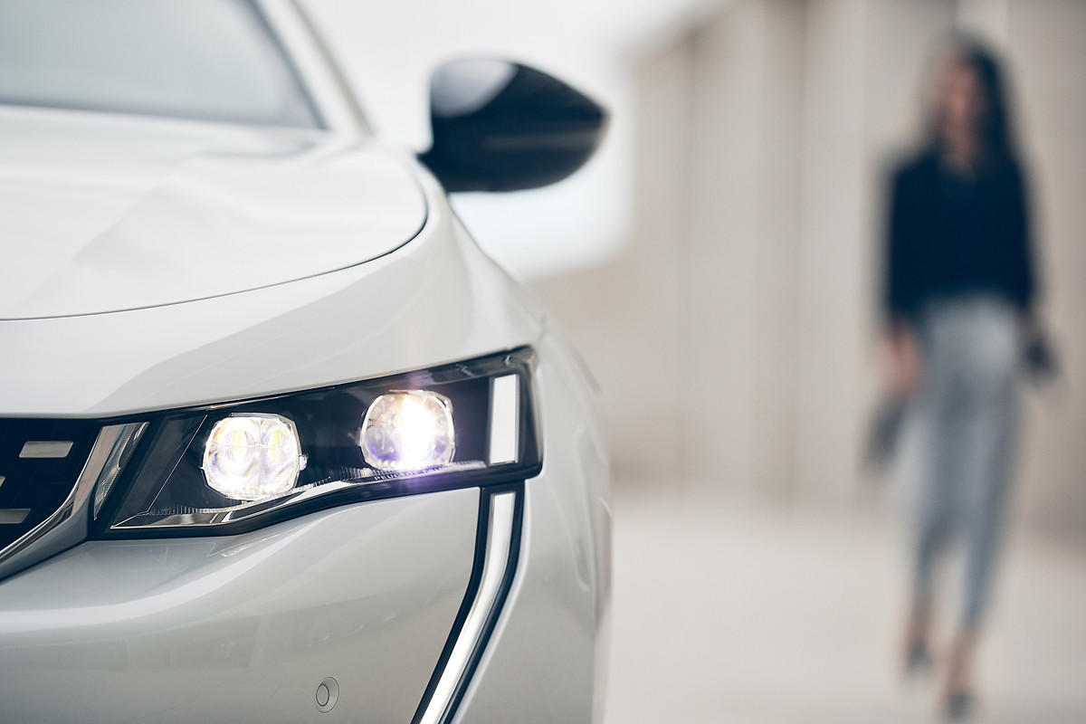 前年比143.8％のブランドも。フランス車がイマ売れる、５つの理由