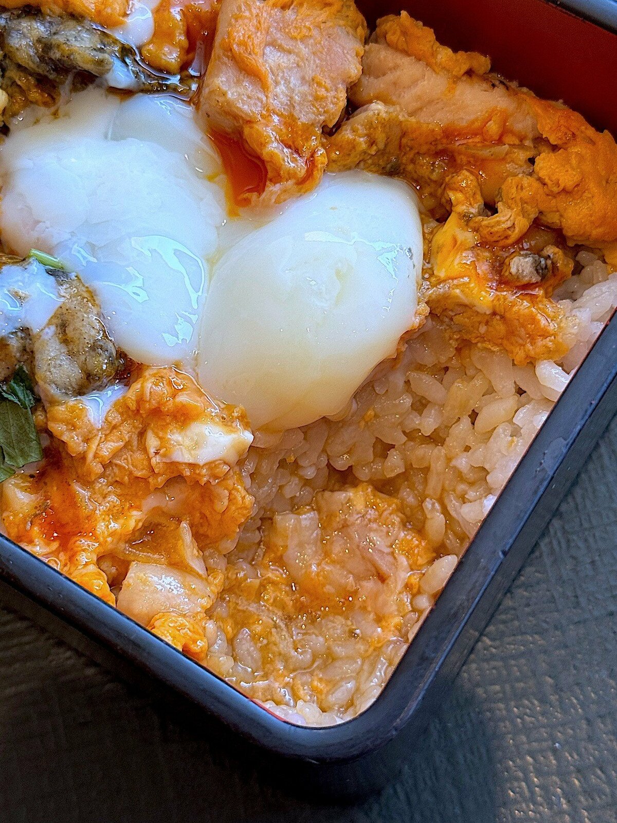 完成度が高すぎるって!なか卯の“限定どんぶり”旨みがすごくて食べる手が止まらない!「軟骨がめっちゃ美味しい」「世界狙えるよ」