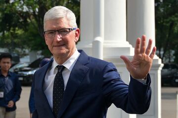 AIで巻き返し狙うアップル、ひとまず時間稼ぎ