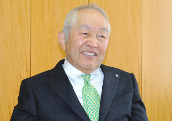 エステー・鈴木喬会長【下】<br />経営者を育成するには勉強よりも勝負事