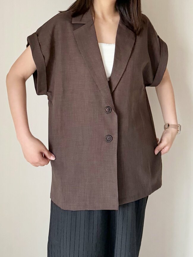 【しまむら】羽織るだけでカワイイ！1639円の「おしりまでカバーできるトップス」が春夏コーデに大活躍です！