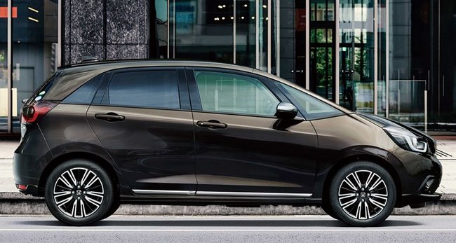 ホンダ新型フィットの心地よさは、なぜ乗る人の「五感」に響くのか