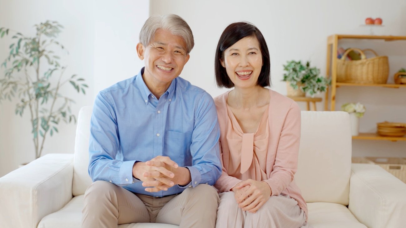 子どもが独立した投資初心者の50代夫婦。新NISAを軸に資産運用するポイントとは? <投資ケーススタディ4>FP深田晶恵さん×ウェルスナビCEO柴山和久さんに聞く