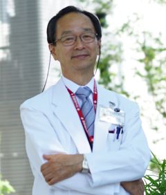 「誰かに命を狙われてる…」実は身近な統合失調症、幻聴や幻覚は薬で治る?【精神科医が解説】
