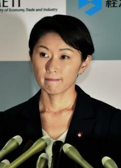 なぜ小渕優子前経産相は「収支がわからない」のか？国会議員事務所のお財布事情と政治家の“哀しい性”――松井雅博・現役国会議員政策担当秘書