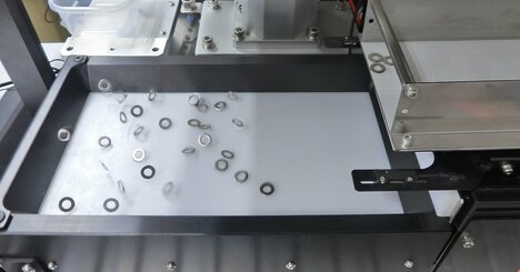 ガレージで生まれたパーツフィーダが日本のものづくりを変えていく