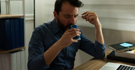 思わぬ後遺症が今も…「エナジードリンク」を1日8本飲み続けた50代男性を襲った悲劇