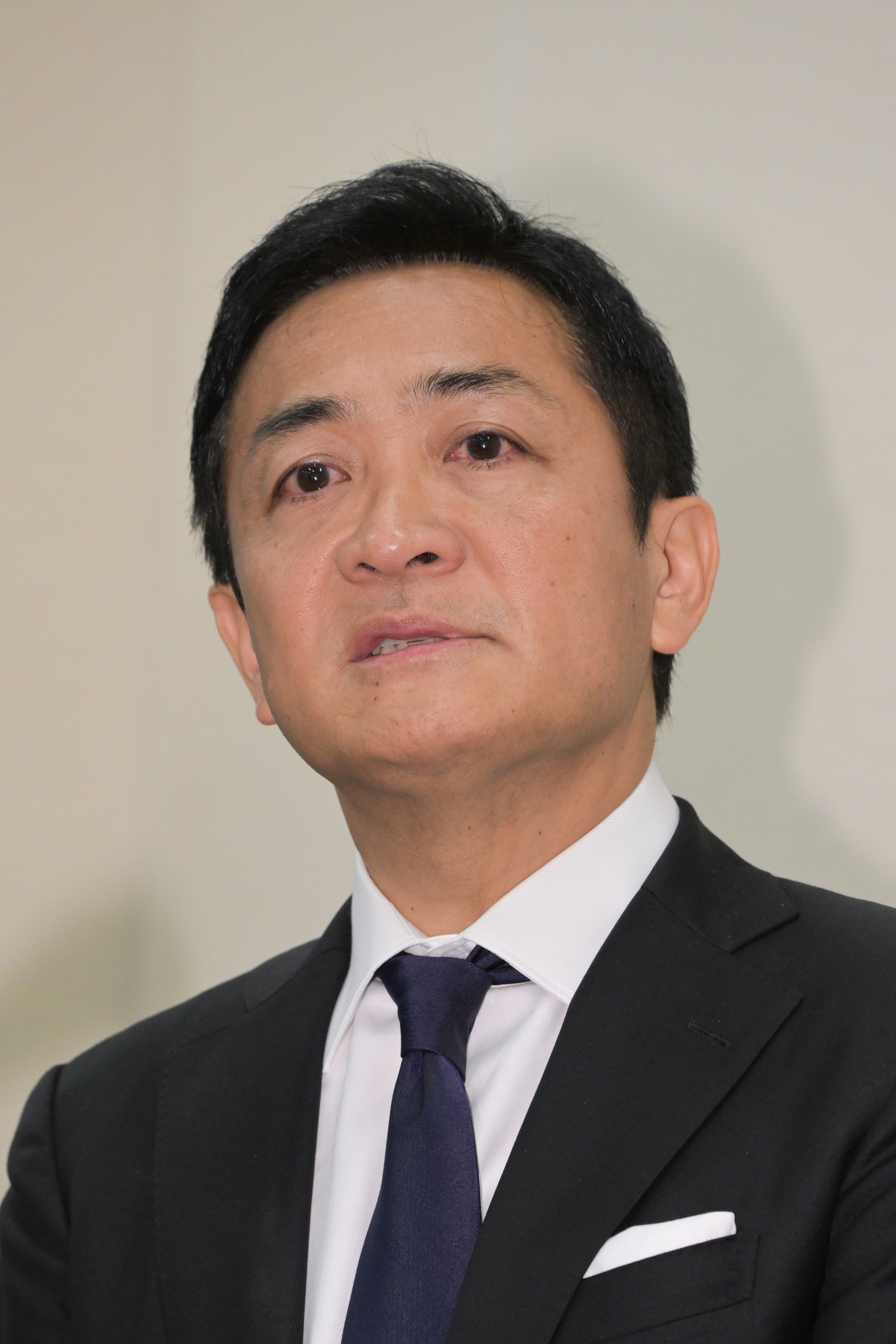 玉木代表に大ブーメラン!世間の反応に見る「許される不倫」と「許されない不倫」の決定的な違い