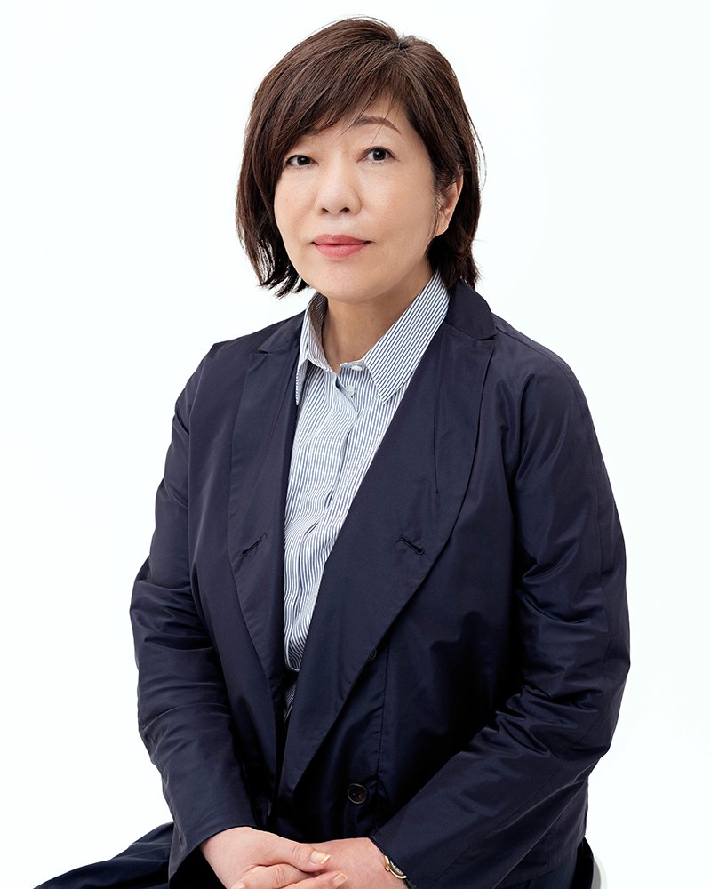 林真理子氏