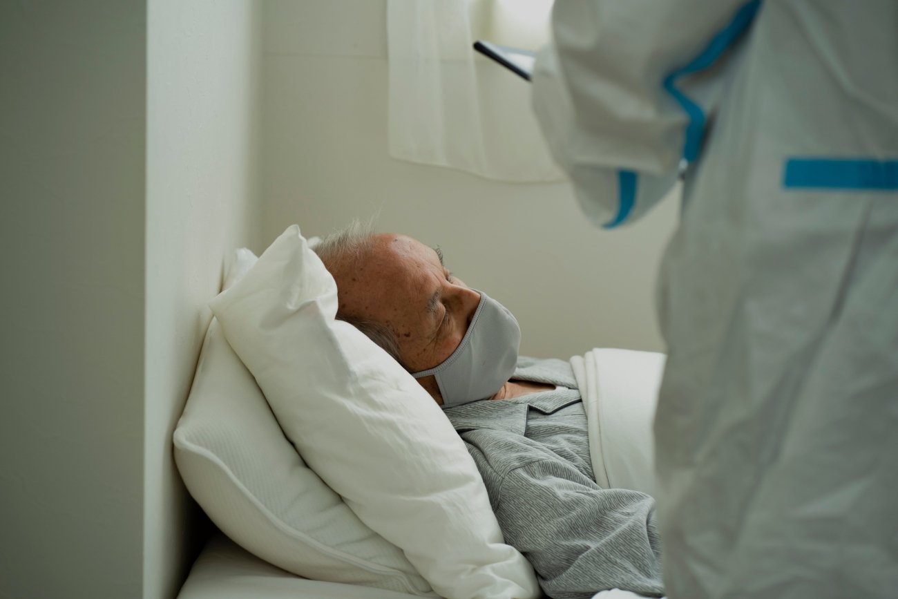 「新型コロナの死亡数急増」→重症化しやすい人の意外な共通点とは?