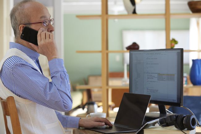 年金不足の突破口、フィンテックで実現する「新しい働き方」とは