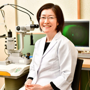 「疲れ目」に効くのは、赤い成分。改善策を眼科医が解説