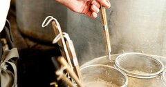 40代タイミーおじさんが「家系ラーメン店」で初バイト！憧れのスープを混ぜて気づいたこと