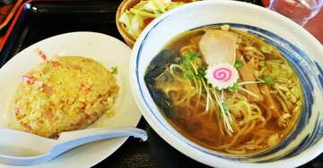 飲食店でスマホでオーダーした直後、お得なランチセットがあることに気づいた→あきらめる？店員を呼ぶ？