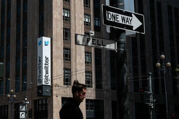 ツイッターはウォール街からは解放されず