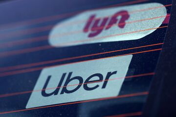 ウーバー、マーケティング部門で400人削減　リフトはCOO退社