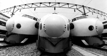 新幹線が深夜0:20に東京駅着!?異例の“ナイトひかり”が誕生したワケ