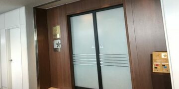 新千歳空港にある「サクララウンジ」をレポート！ビールやソフトドリンクが無料のサクララウンジを利用できる、20代限定のクレジットカードも紹介！
