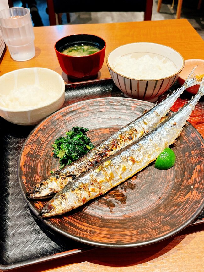 「ご飯大盛りにすればよかった」大戸屋の“ど迫力メニュー”白米が止まらなくなる！「めちゃうまい！」「香ばしくふっくら」